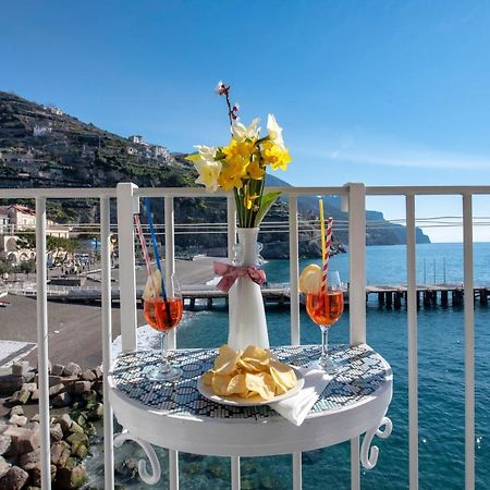 Appartement Il Nido Del Gabbiano à Minori Extérieur photo