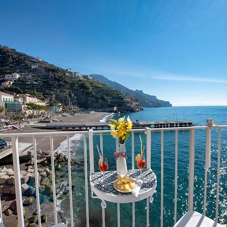 Appartement Il Nido Del Gabbiano à Minori Extérieur photo