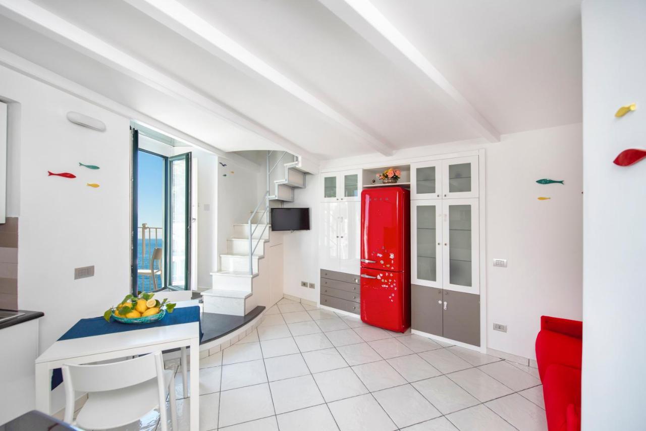 Appartement Il Nido Del Gabbiano à Minori Extérieur photo