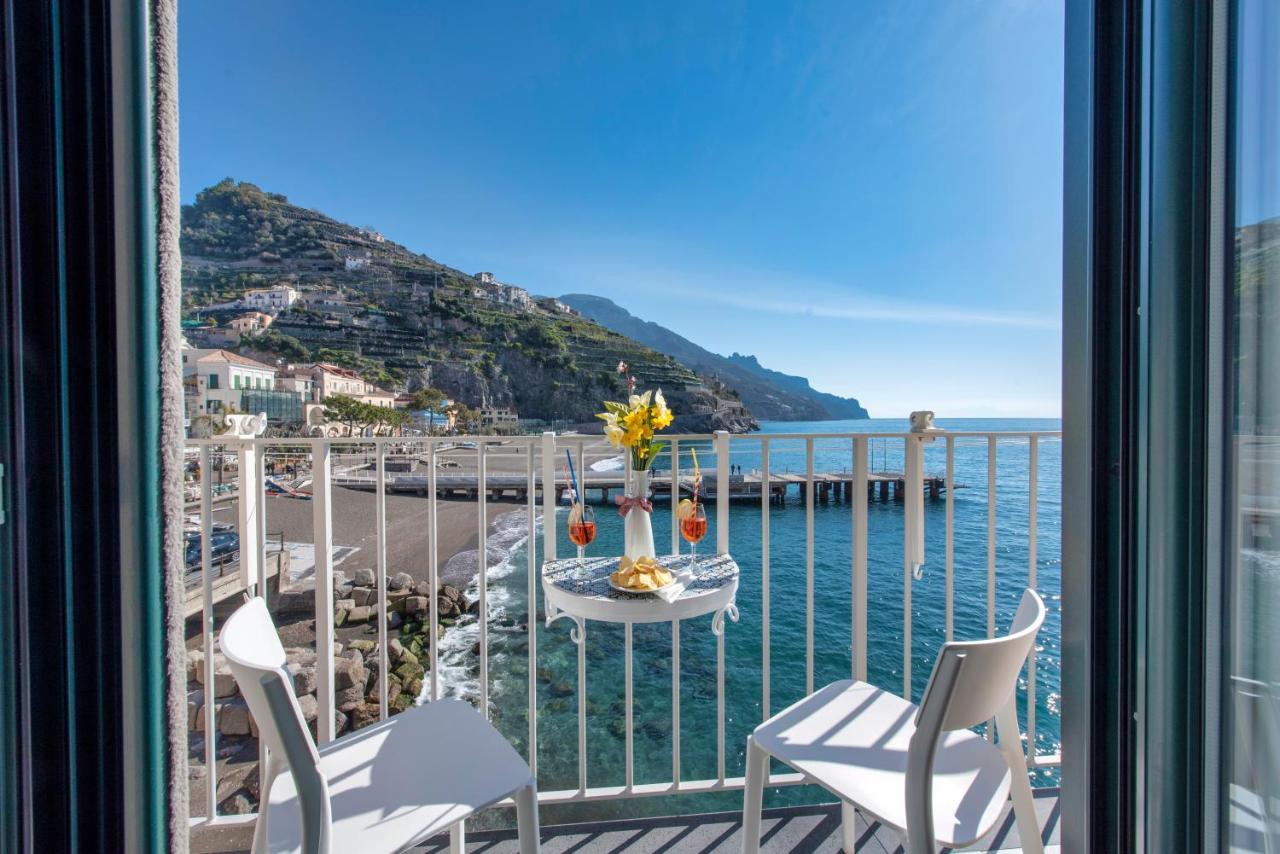 Appartement Il Nido Del Gabbiano à Minori Extérieur photo