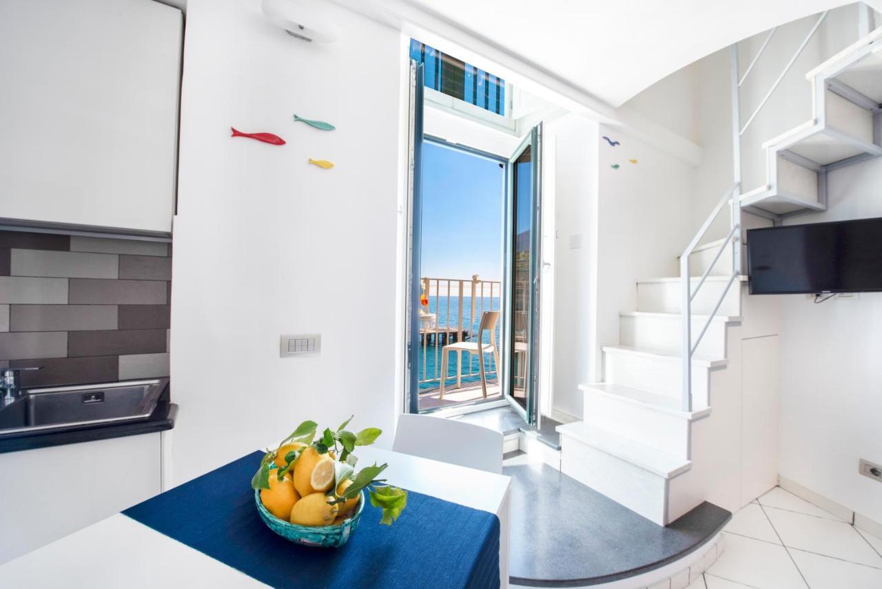 Appartement Il Nido Del Gabbiano à Minori Extérieur photo